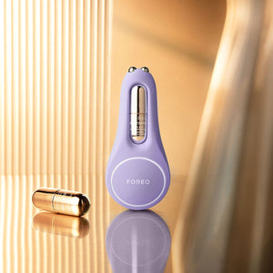 FOREO BEAR™ 2 ojos y labios Dispositivo Microcorriente Alisador de Líneas