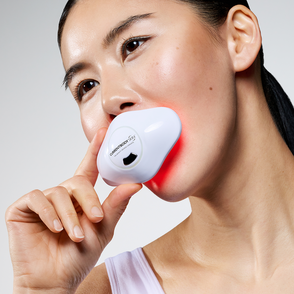 CURRENTBODY LED Lip Perfector リップ美顔器 Lip_Perfector_2_grande.png?v=
