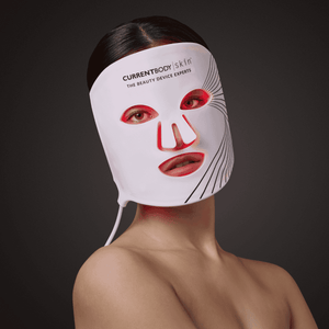 CurrentBody Skin Máscara de Terapia de Luz LED y Sérum de Té Verde