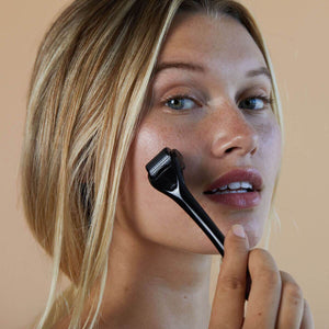 Roller Glowie Microderma 192  Skin Gym